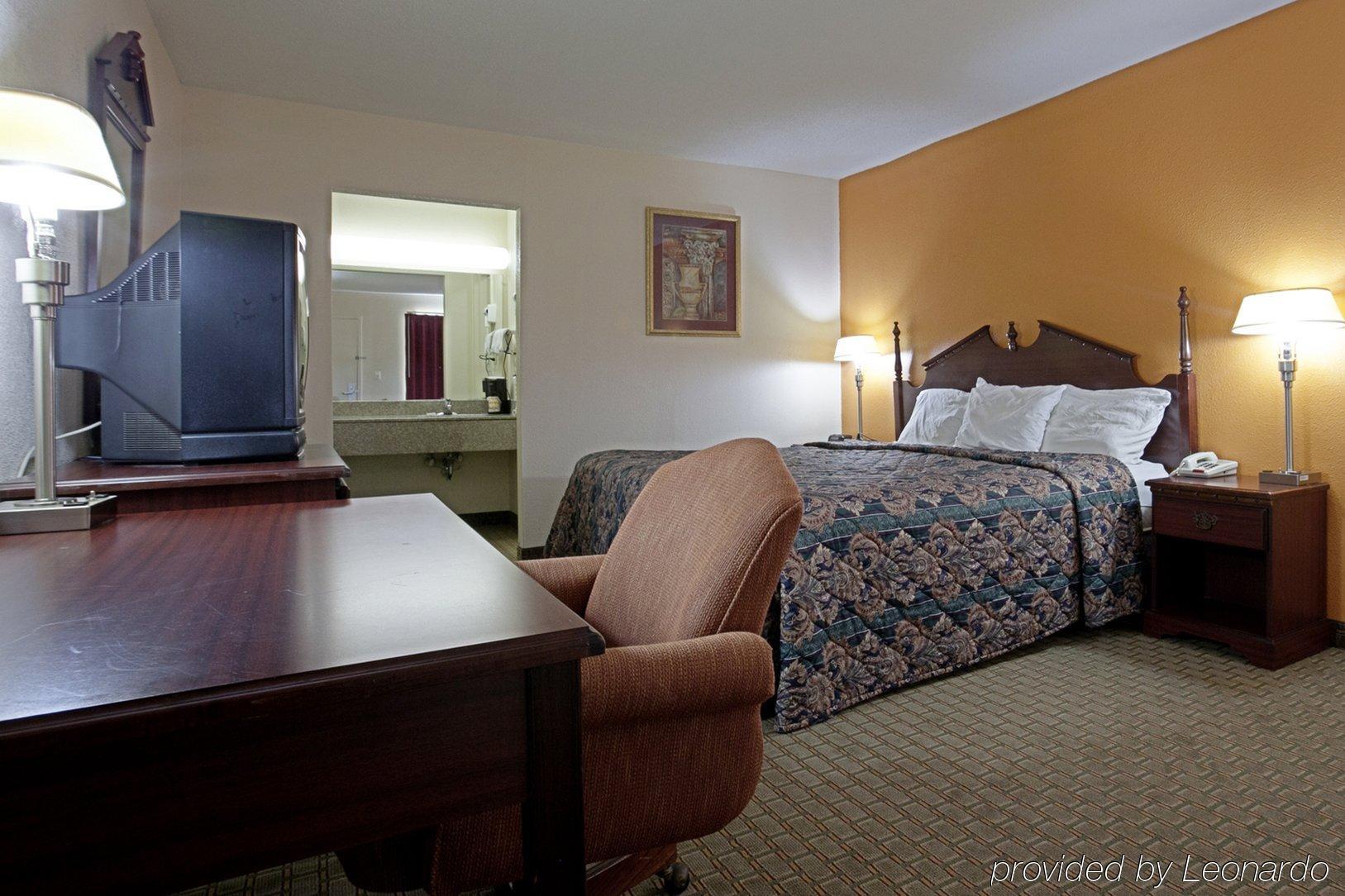 America'S Best Value Inn Newnan Room photo